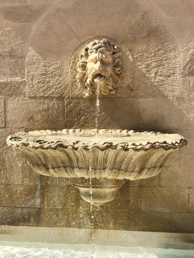 Art Apparts Coeur De Ville Beziers Exterior photo